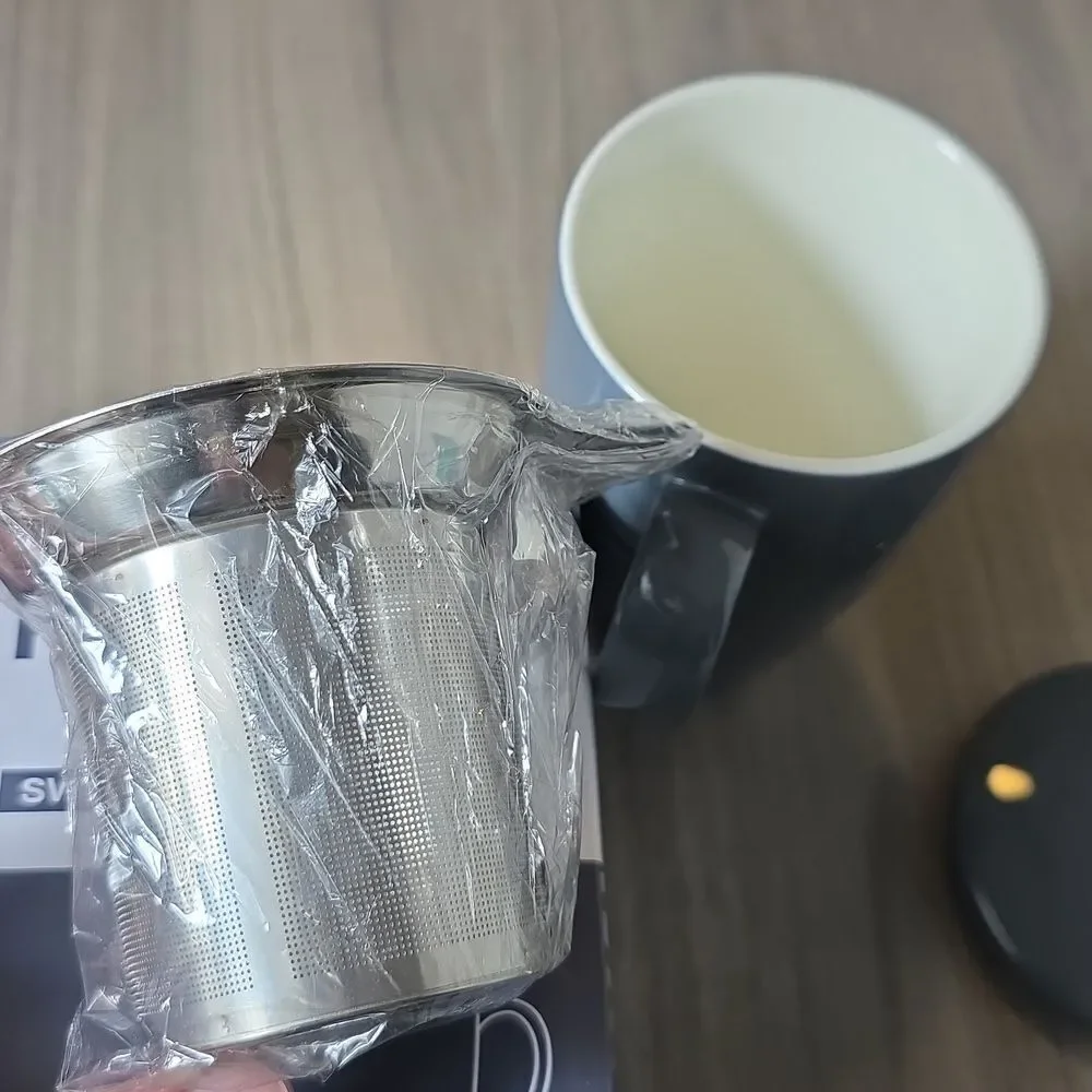 Navy Porcelain Mug with Infuser and Lid